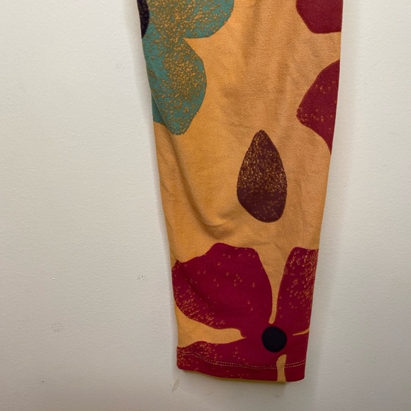 Lularoe Golden Yellow Floral Multicolor Buttery Smooth One Size Leggings - Picture 4 of 8